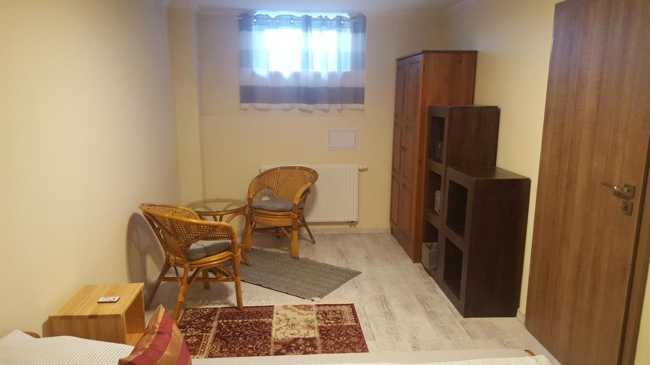 Gyöngyvirág Apartman Keszthely Exterior foto