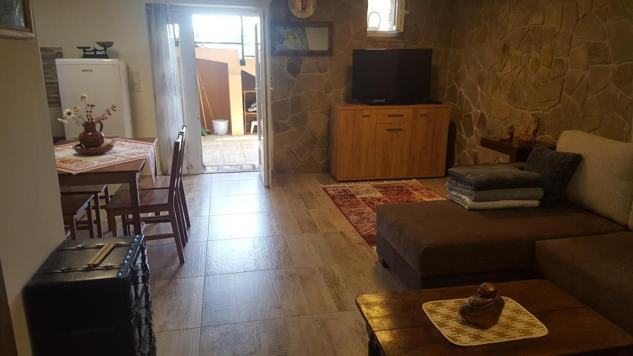 Gyöngyvirág Apartman Keszthely Exterior foto