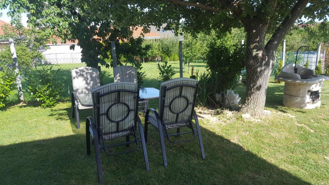 Gyöngyvirág Apartman Keszthely Exterior foto