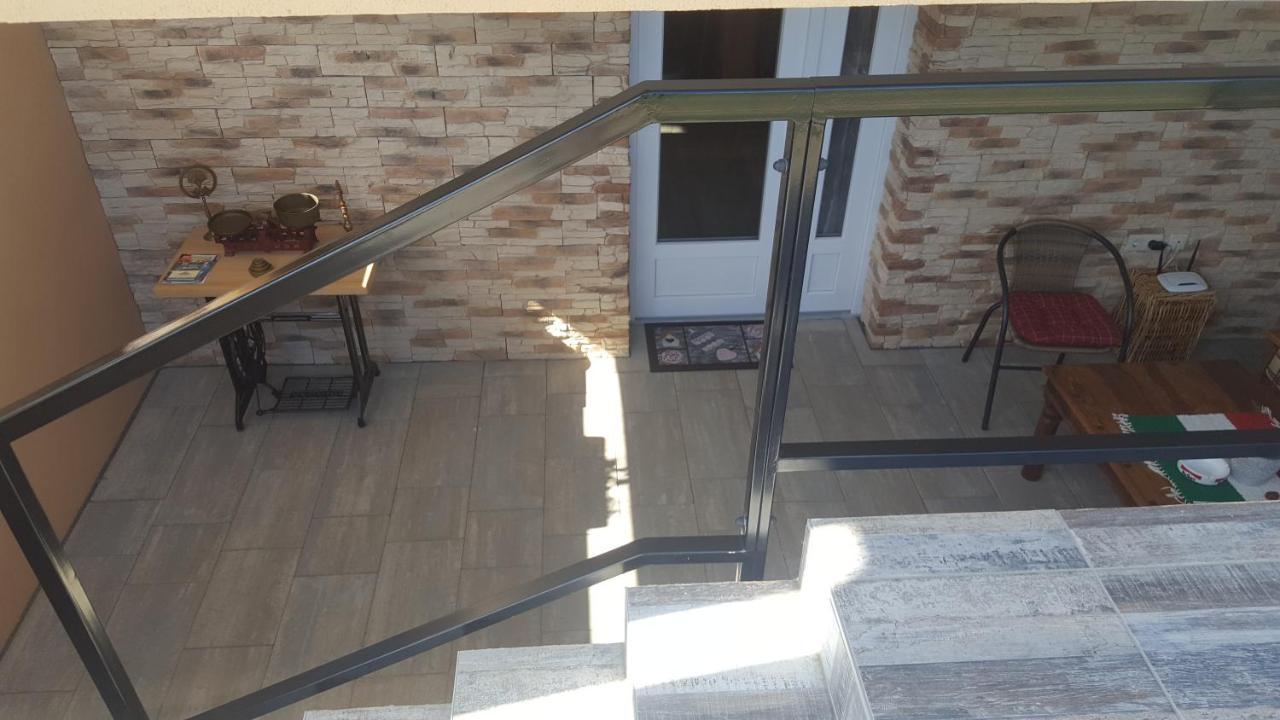 Gyöngyvirág Apartman Keszthely Exterior foto